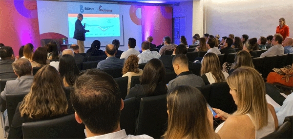 셀트리온헬스케어는 24일(현지시간) 브라질 리우데자네이루에서 '허쥬마' 출시 심포지엄을 열어 글로벌 임상 데이터와 판매 현황 등을 소개했다. (사진=셀트리온헬스케어) 