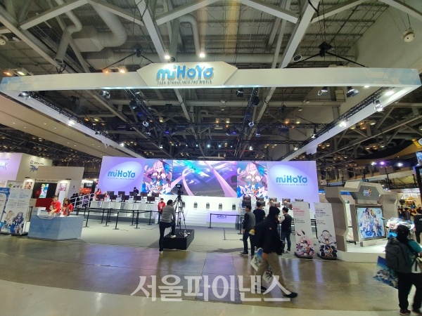 지스타 2019 '미호요' 부스. (사진=이호정 기자)