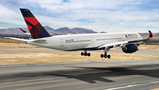 26일(현지시간) 미국 CNBC 보도에 따르면 델타항공은 한국행 항공편 운항을 주 28편에서 15편으로 줄이기로 했다. 따라서 애틀랜타와 디트로이트, 시애틀에서 한국으로 운항하는 비행 편수는 5월1일까지 주 5회로 줄어든다.