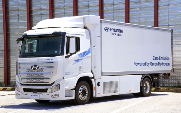 현대차-환경부가 수소전기 화물차 보급 시범사업 추진 MOU를 체결했다. 엑시언트 수소전기트럭 (사진= 현대자동차)
