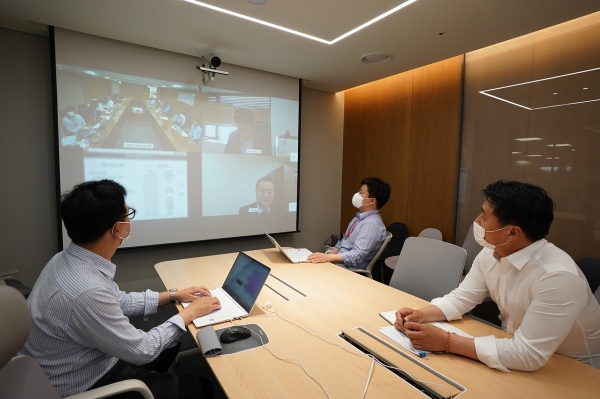 롯데면세점이 포스트 코로나를 대비해 화상회의를 위한 시설·제도를 구축했다. (사진=롯데면세점)