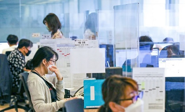 코로나19 긴급 고용안정지원금 신청 접수. (사진=연합뉴스)