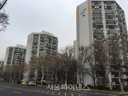 올해 재건축 연한 30년을 채운 서울 노원구 상계 주공7단지 전경.(사진=서울파이낸스DB)