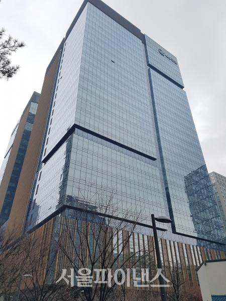 서울 종로구 청진동 GS건설 사옥 그랑서울 전경. (사진= 박성준 기자)