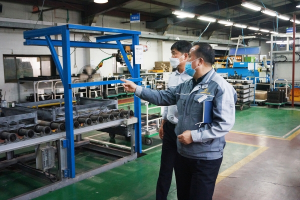 두산인프라코어가 2020년 리딩서플라이어 활동으로 협력사의 스마트팩토리 구축을 위한 MES도입에 나섰다. (사진=두산인프라코어)