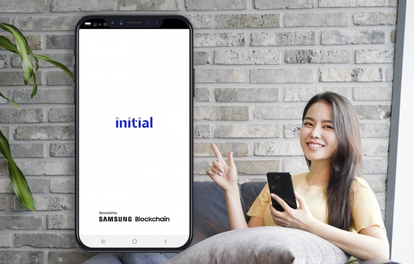 SK텔레콤(SKT)은 삼성전자의 '삼성 블록체인 키스토어'와 블록체인 기반 모바일 전자증명 서비스 '이니셜'을 연동해 안전성 및 편의성을 높였다고 23일 밝혔다. (사진=SK텔레콤)