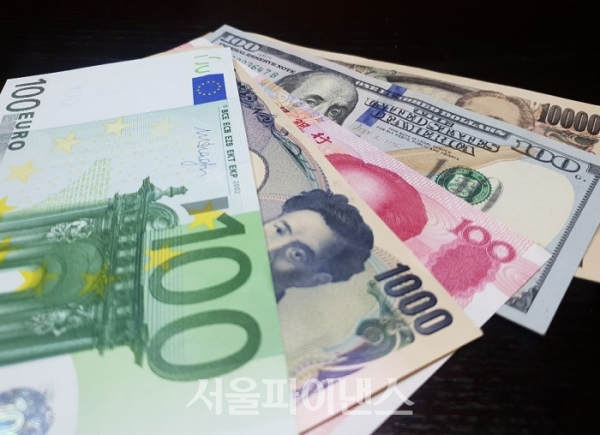 신용등급이 높고 모기업이 대기업인 여신전문회사들이 활발하게 채권을 발행하고 있는 가운데 상대적으로 우량하지 않은 여전사들은 여전히 채권 발행을 통한 자금조달에 어려움을 겪고 있는 것으로 나타났다. (사진=김현경 기자)