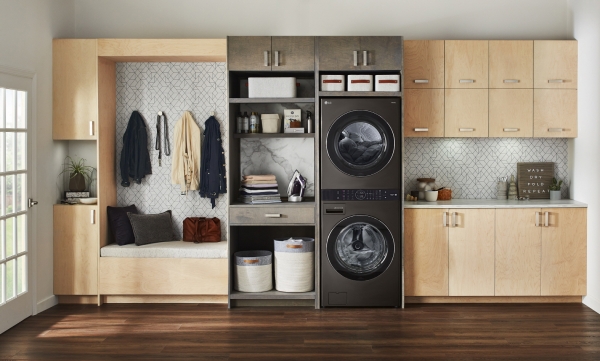 LG전자가 지난 4월 국내에 선보인 원바디 세탁건조기 'LG 트롬 워시타워(해외 제품명: LG 워시타워)'를 내달 말 미국을 시작으로 내년 상반기까지 중국, 프랑스, 캐나다 등 10개 국가에 출시한다. 'LG 워시타워' 연출 사진 (사진=LG전자)