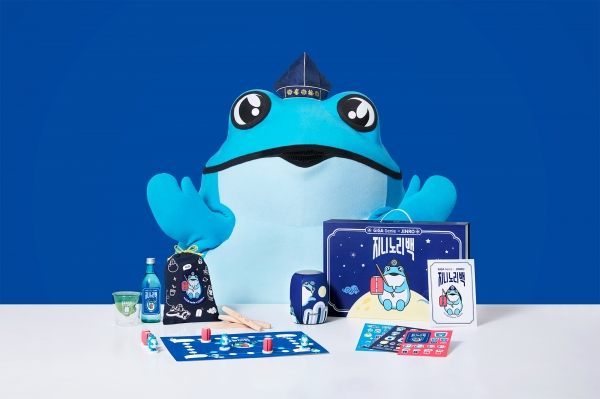 기가지니X진로 지니노리백 구성 상품. (사진=KT)