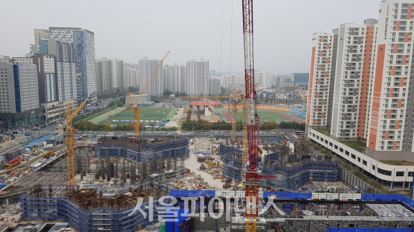 경기 한 신축 아파트공사 현장.&nbsp;사진은 기사 내용과 직접 관련 없음.&nbsp;(사진= 박성준 기자)