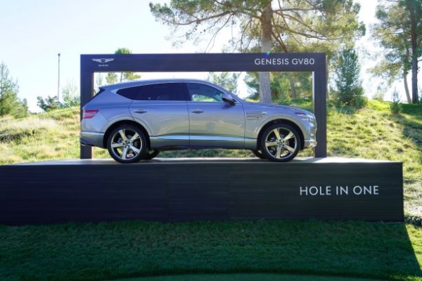 2020 더CJ컵 홀인원 전시 차량 (사진= 제네시스)