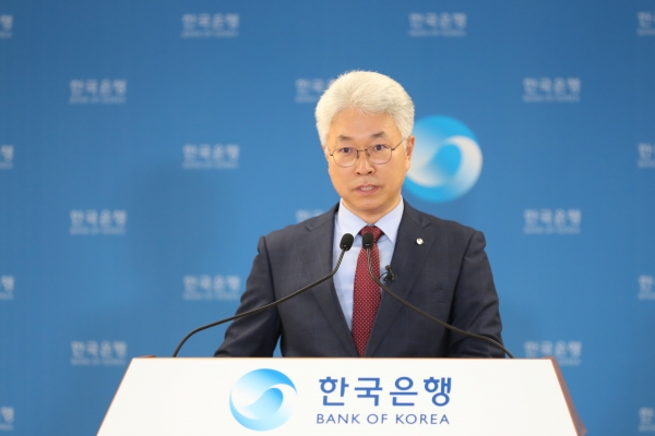 박양수 한국은행 경제통계국장이 27일 오전 서울 중구 한국은행에서 2020년 3분기 실질 국내총생산(속보)의 주요 특징을 설명하고 있다. (사진=한국은행)