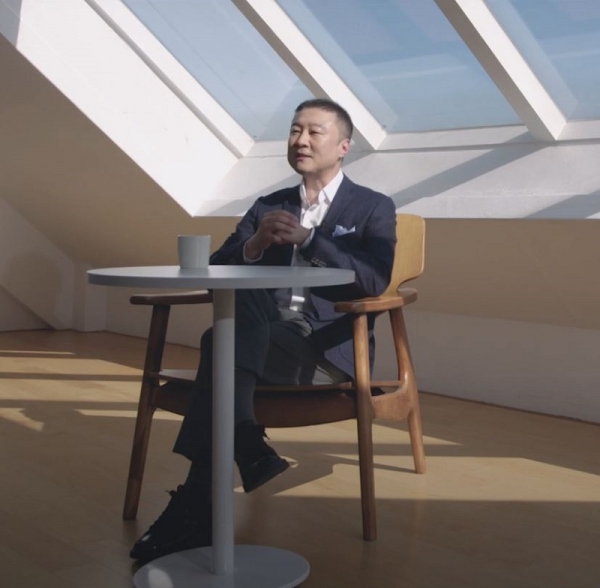 구자은 미래혁신단장이 디지털 전환의 주요 성과를 공유하는 '2020 LS 애자일 데모 데이(Agile Demo Day)' 행사에서 인사말을 하고 있다. (사진=LS그룹)