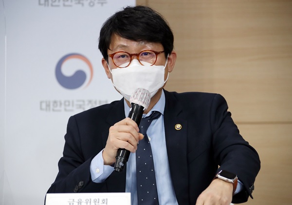 도규상 금융위원회 부위원장이 16일 정부서울청사에서 열린 공정경제 3법 합동브리핑에서 질의에 답하고 있다. (사진=연합뉴스)