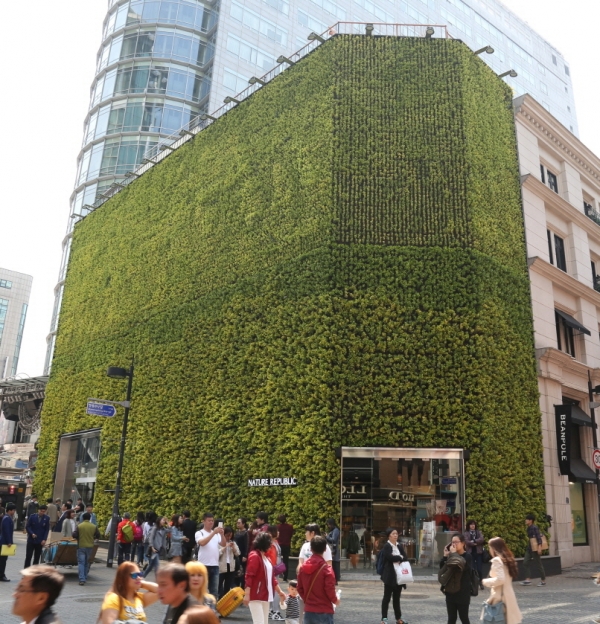 명동 네이처리퍼블릭 외관.(사진=네이처리퍼블릭)