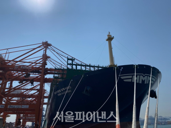 HMM 2만4000TEU급 컨테이너선. (사진=HMM)