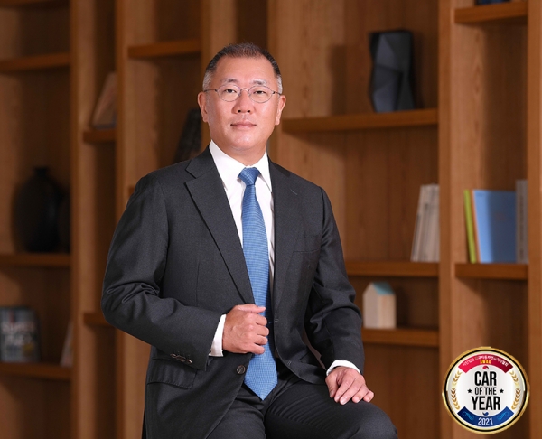 대한민국 올해의 차에서 올해의 인물로 선정된 정의선 현대자동차그룹 회장 (사진= 한국자동차전문기자협회)
