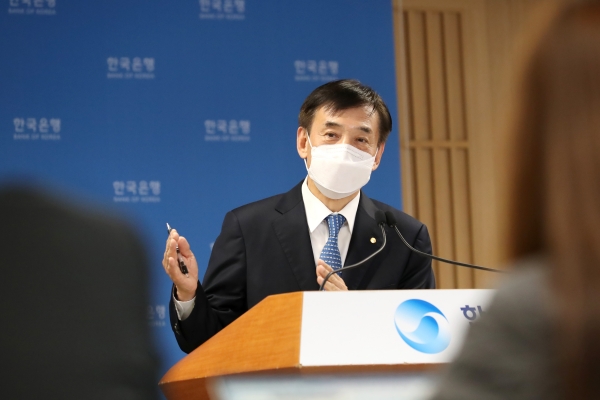 이주열 한국은행 총재가 25일 오전 서울 중구 한국은행에서 열린 통화정책방향 기자간담회에서 발언하고 있다. (사진=한국은행)