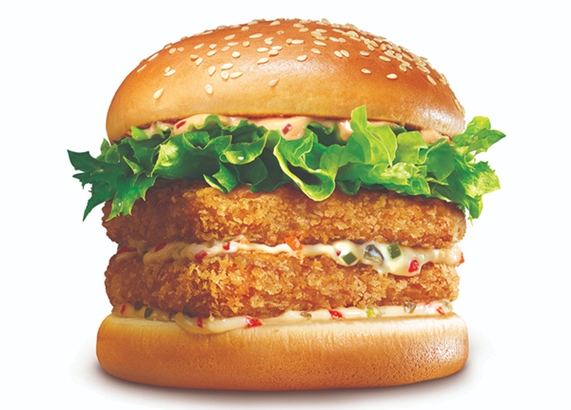 롯데GRS가 롯데리아 '사각새우더블버거'를 정규 메뉴로 출시한다. (사진=롯데GRS)