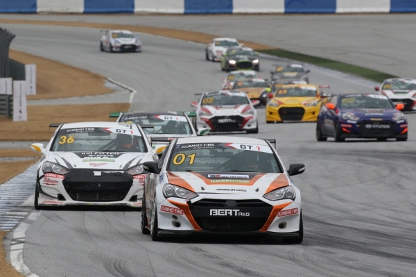 에버랜드 스피드웨이에서 열린 2020 CJ슈퍼레이스 챔피언십 금호 GT 클래스 결승전 모습. (사진= 슈퍼레이스)