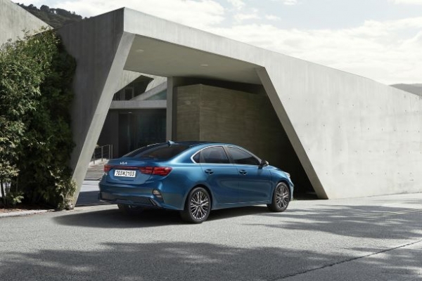 기아가 더 뉴 K3 디자인을 공개했다. (사진= 기아)