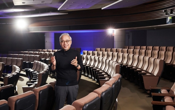 최주선 삼성디스플레이 대표이사가 '디스플레이 위크 2021'에서 '메타버스와 디스플레이의 위대한 미래'를 주제로 기조 연설을 하고 있다. (사진=삼성디스플레이)