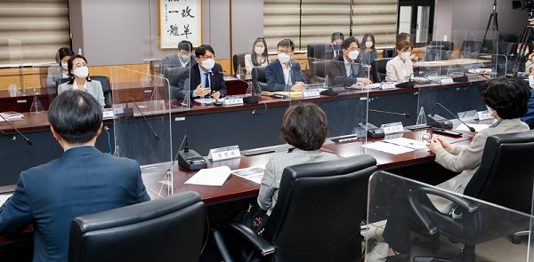 금융위원회가 도규상 부위원장 주재로 지난 20일 정책평가 워크숍을 개최하고 지난 4년간의 정책 추진성과와 향후 과제를 논의했다. (사진=금융위원회)