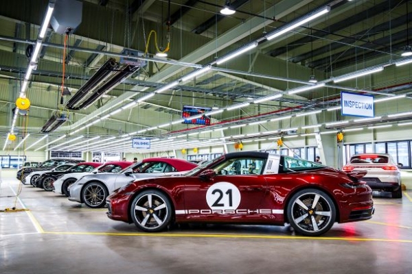 포르쉐코리아가 지난 26일 경기도 평택시에 포르쉐 전용 차량물류센터(VPC)를 신규 오픈했다. (사진= 포르쉐코리아)