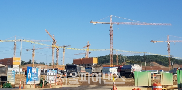 인천 서구 검단신도시 한 건축공사 현장. (사진= 박성준 기자)