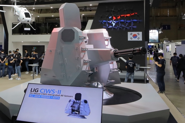 LIG넥스원의 근접방어무기체계(CIWS)-Ⅱ (사진=LIG넥스원)