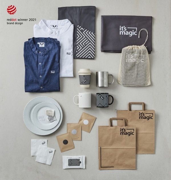 SK매직, 브랜드 체험공간 'it’s magic(잇츠매직)' 디자인 패키지 및 머그컵 (사진=SK매직)
