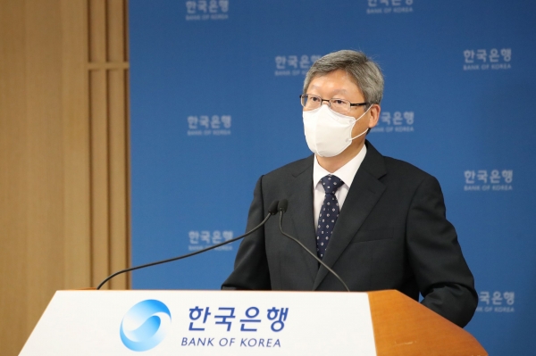 이성호 한국은행 경제통계국 금융통계부장이 7일 오전 서울 중구 한국은행에서 2021년 7월 국제수지(잠정)의 주요 특징을 설명하고 있다. (사진= 한국은행)