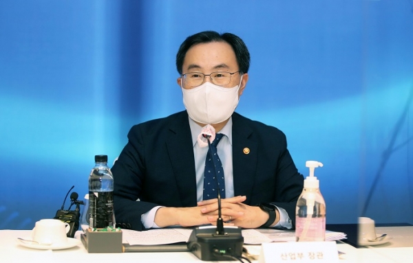 9월28일 문승욱 산업통상자원부 장관은 서울 포시즌스호텔 아라홀에서 열린 '반도체 연대협력협의체 출범식'에 참석해 인사말을 하고 K-반도체 전략 추진성과와 향후계획 등을 논의했다. (사진=산업통상자원부)