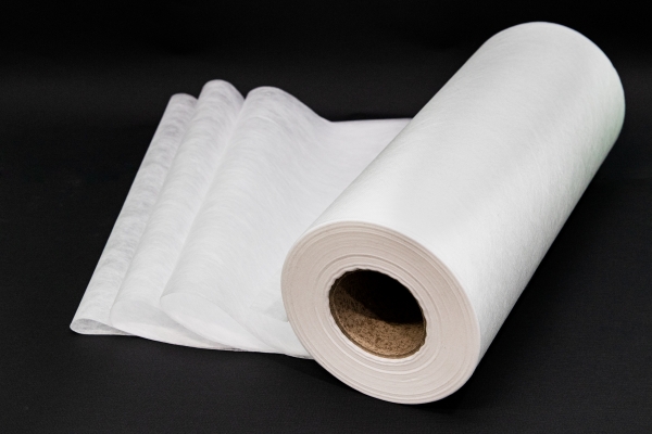 유진한일합섬에서 개발한 친환경 생분해성 PLA 스판본드 부직포. (사진=유진그룹)