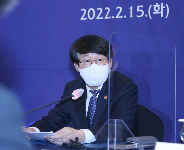 발언하고 있는 안경덕 고용노동부 장관. (사진=연합뉴스)