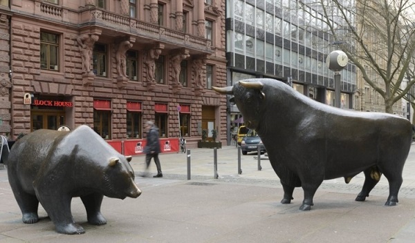 독일 프랑크푸르트 증권거래소의 황소상과 곰상. (사진=연합뉴스)