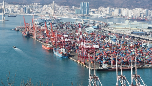 부산항 감만부두. (사진= 연합뉴스)