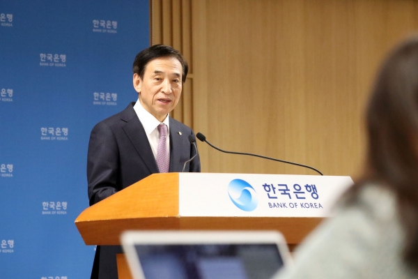 이주열 한국은행 총재가 23일 오후 서울 중구 한국은행에서 열린 송별 기자간담회에서 발언하고 있다. (사진= 한국은행)