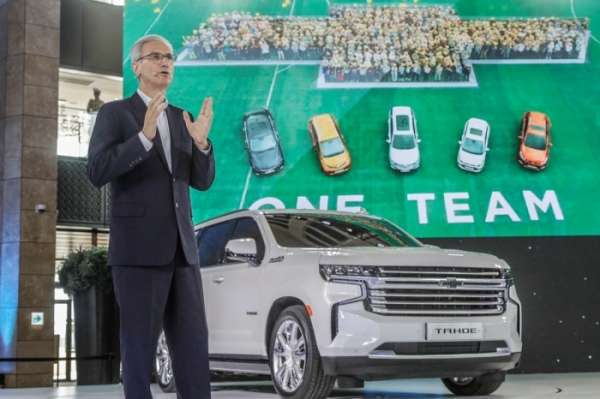 GM 브랜드 데이에서 한국지엠 경영정상화의 청사진을 제시하는 로베르토 렘펠 한국지엠 사장. GM 브랜드 데이에서 GMC 브랜드를 소개하는 카를로스 미네르트 한국지엠 영업·서비스·마케팅 부문 부사장. GM 브랜드 데이에서 쉐보레 브랜드를 소개하는 노정화 한국지엠 마케팅본부 상무. GM 브랜드 데이에서 한국지엠 경영정상화의 청사진을 제시하는 로베르토 렘펠 한국지엠 사장. (사진= 한국지엠)