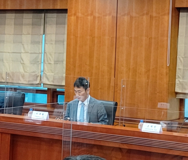 이복현 금융감독원장이 금융투자권역 CEO 간담회에서 모두발언을 하고 있다.(사진=남궁영진 기자)