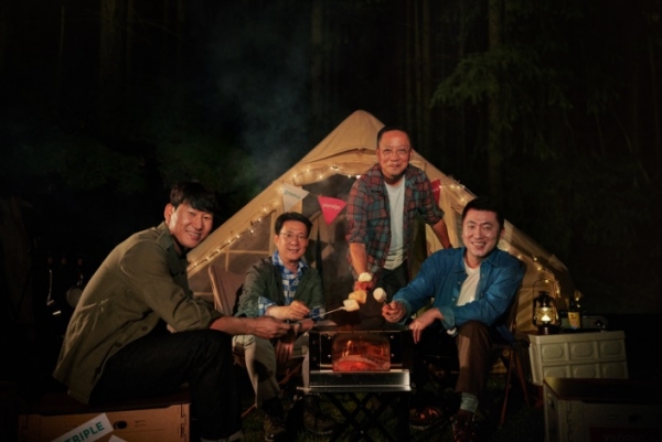 (왼쪽부터) 이수진 야놀자 총괄대표, 김덕환 현대카드 대표, 정태영 현대카드 부회장, 김종윤 야놀자∙야놀자클라우드 대표. (사진=현대카드)