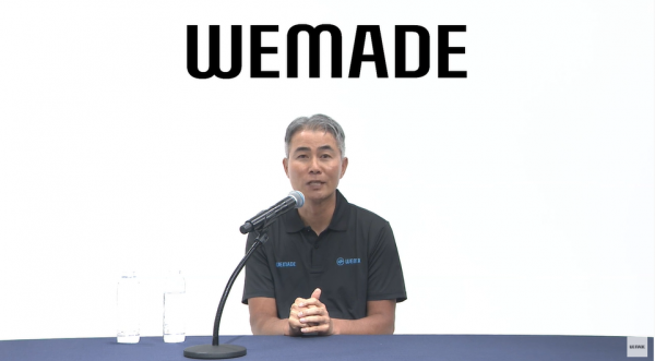 장현국 위메이드 대표가 3일 열린 위메이드 미디어 간담회에서 질문에 대답을 하고 있다. (사진=위메이드 간담회 갈무리)