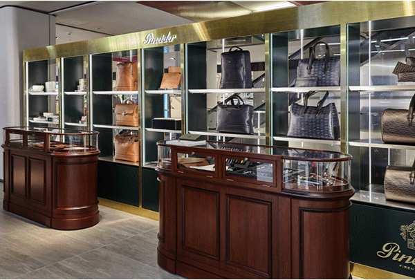 서울 강남구 압구정동 갤러리아백화점 명품관 웨스트 안에서 들어선 피네이더(PINEIDER)의 임시 매장. (사진=삼성물산 패션부문)  