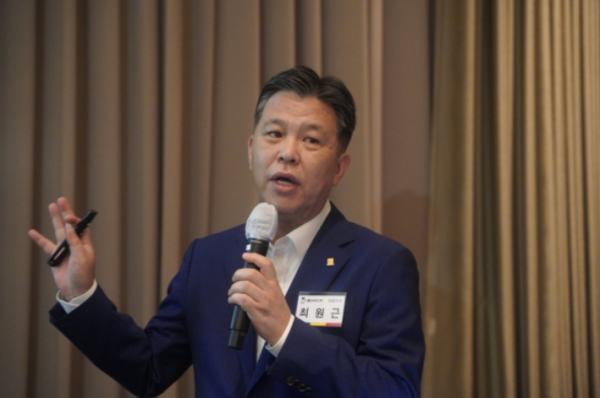 최원근 더블유씨피 대표이사가 회사에 대해 소개하고 있다.(사진=서울IR)
