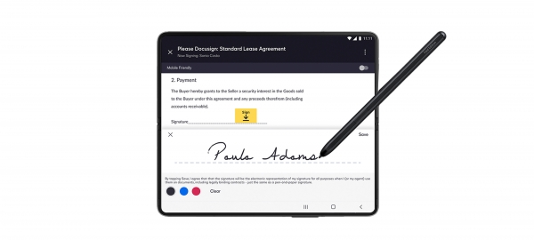 갤럭시 Z 폴드4에서 사용가능한 도큐사인 솔루션 활용 이미지. (사진=삼성전자)