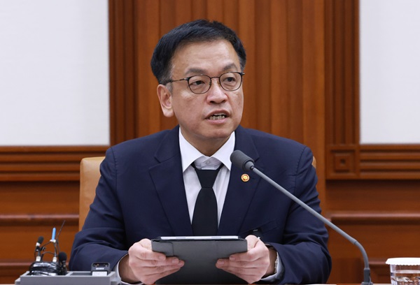 최상목 대통령 권한대행 부총리 겸 기획재정부 장관이 2일 정부서울청사에서 열린 경제관계장관회의에서 발언하고 있다. (사진=연합뉴스)