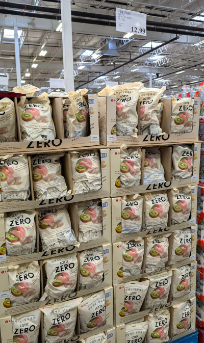 캐나다 코스트코에 진열돼 있는 제로젤리.(사진=롯데웰푸드)