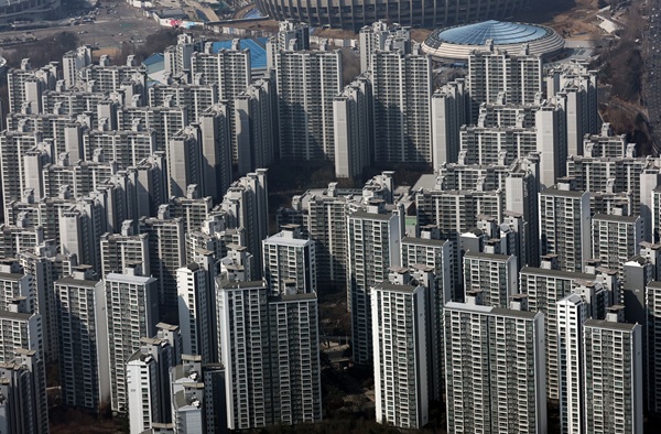 롯데월드타워 전망대에서 바라본 송파구 아파트 단지 모습 (사진=연합뉴스)