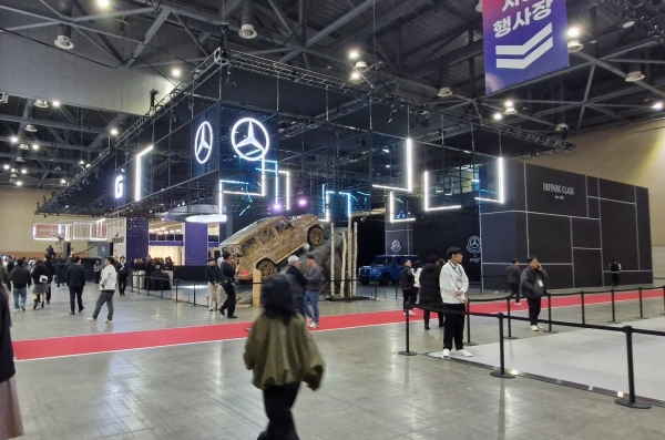 메르세데스-벤츠코리아의 2025서울모빌리티쇼 전시부스. (사진=문영재 기자)