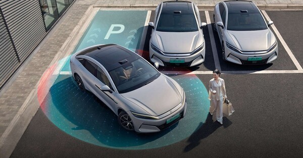 중국 전기차 제조사 BYD가 자율주행 기술결함으로 인한 사고 발생 시 소비자 피해를 전액 보상하는 책임 보상 제도를 세계 최초로 도입한다. (사진=BYD)